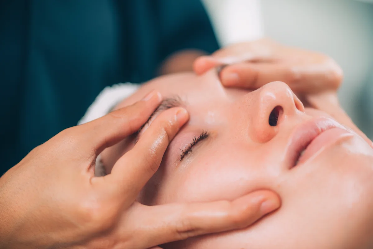 Estética Facial Body & Scissors